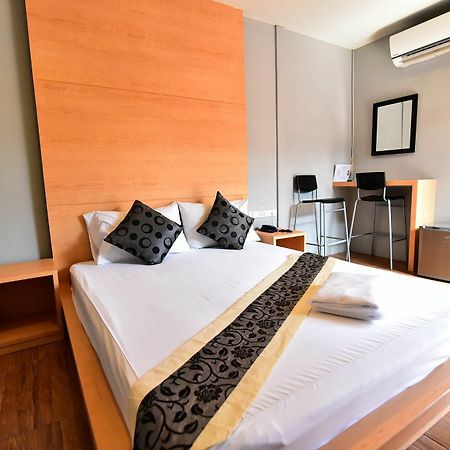 Love Box Resort Bangkok Esterno foto