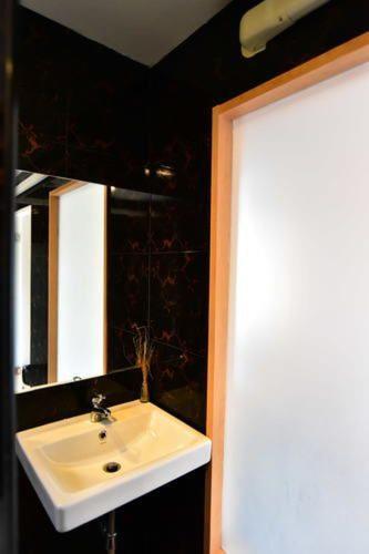 Love Box Resort Bangkok Esterno foto